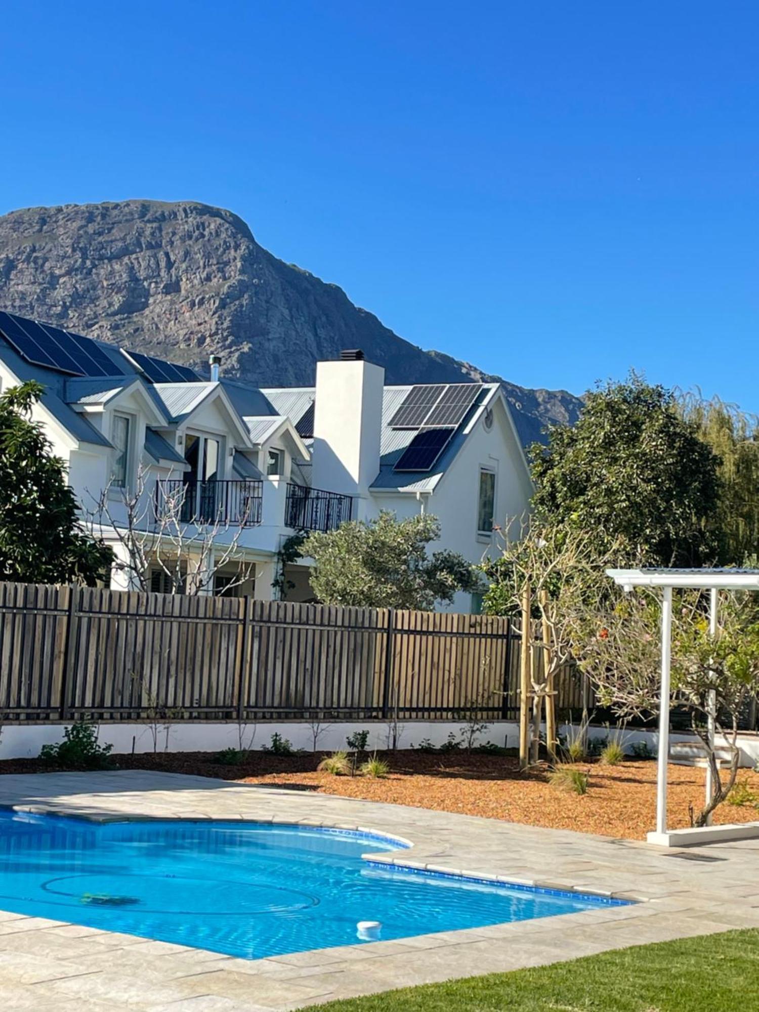 Largest One Bed Apartment & Private Pool In The Hoek Franschhoek Exterior foto